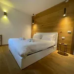 Snowlake & Apartmanhotel