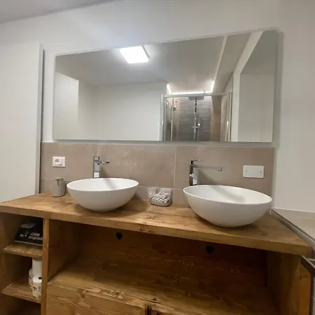 Snowlake & Lejlighedshotel Alleghe