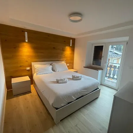 Snowlake & Lägenhetshotell Alleghe