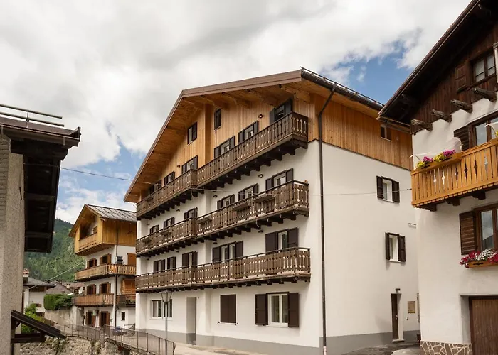 Snowlake & 4* Alleghe