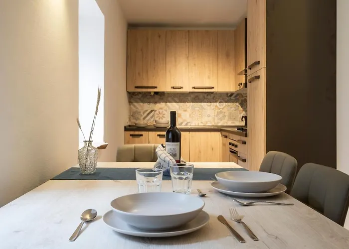 Snowlake & Lägenhetshotell 4*