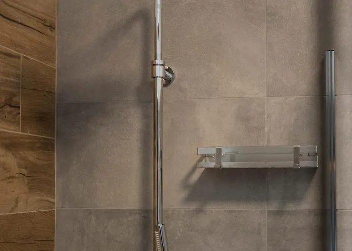 Snowlake & 4* Alleghe